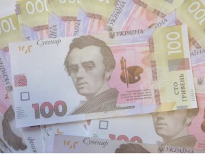 Сувенірні гроші 100 гривень